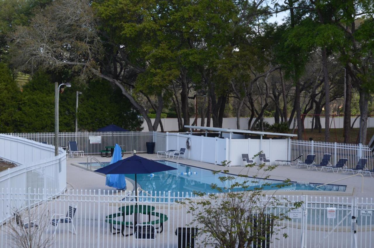 Spanish Main Rv Resort Thonotosassa Eksteriør bilde